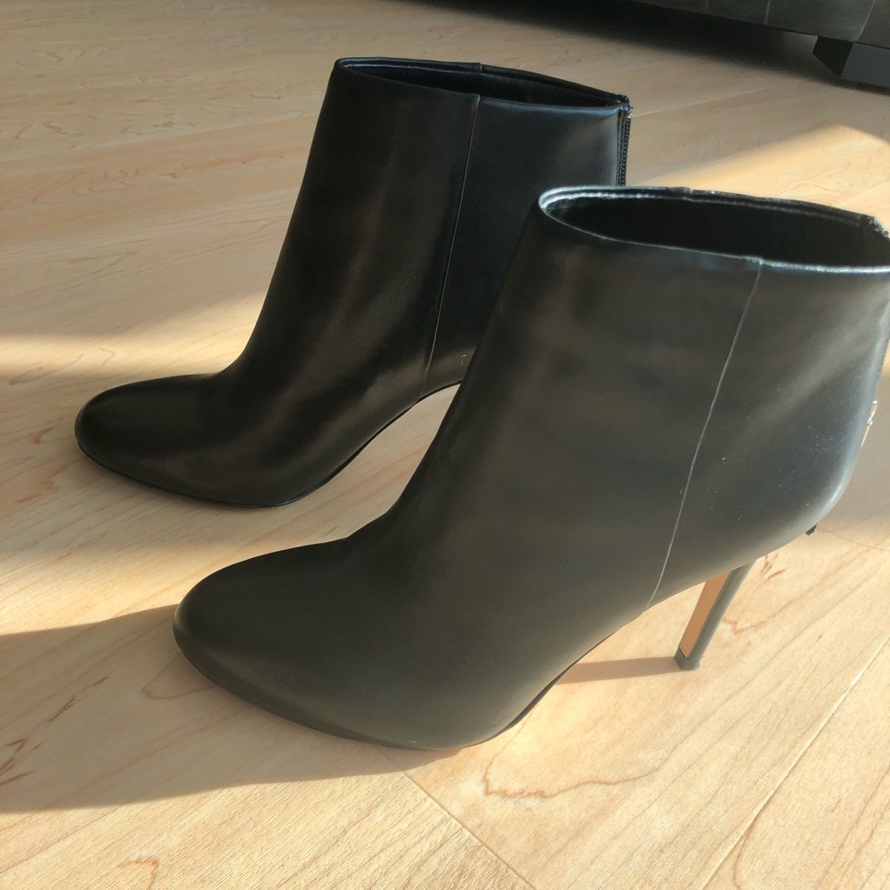 Black Women's Ankle Boots